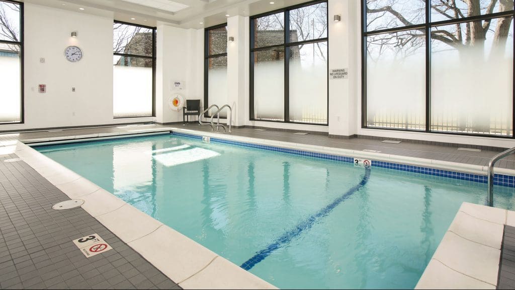 13 – Pool