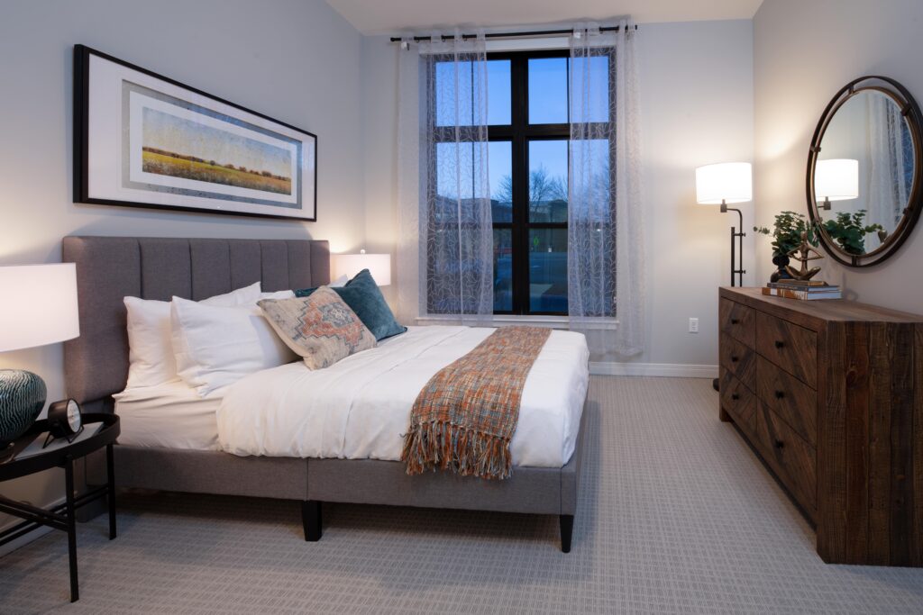 42- AL Bedroom