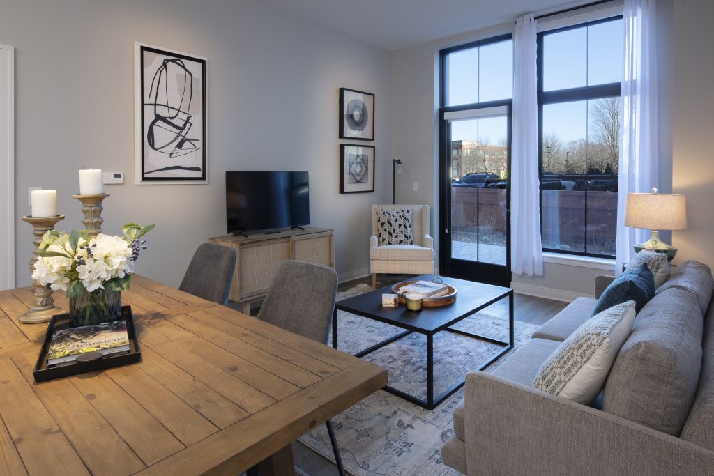 32- IL Living Room