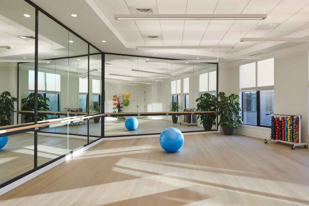 10Lexington_Gym Waterstone Senior Living