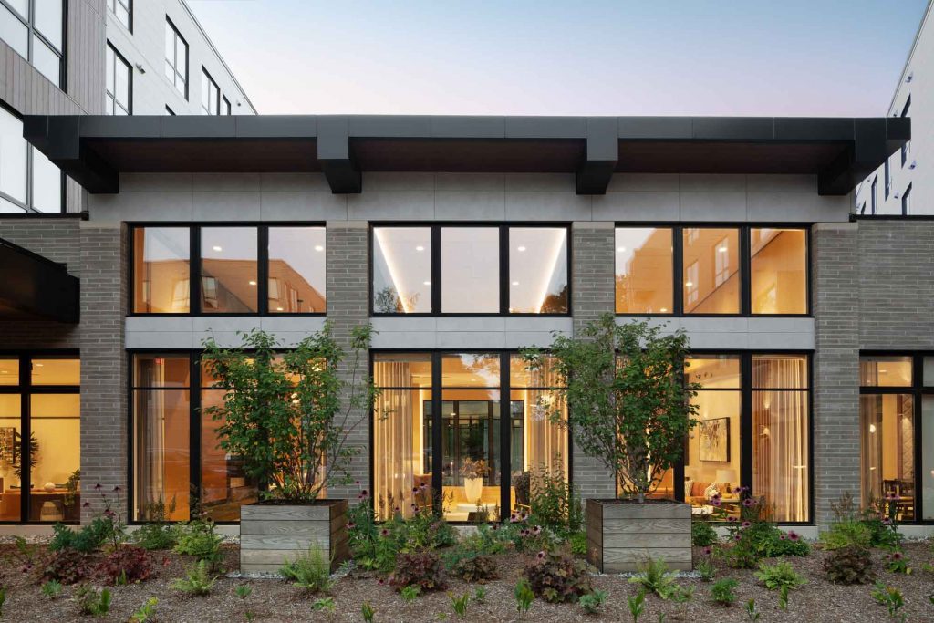 00.5-Lexington_Exterior_Windows_Sunset