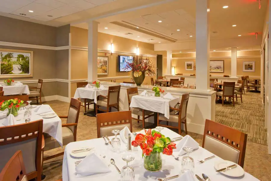 diningroom_900x600
