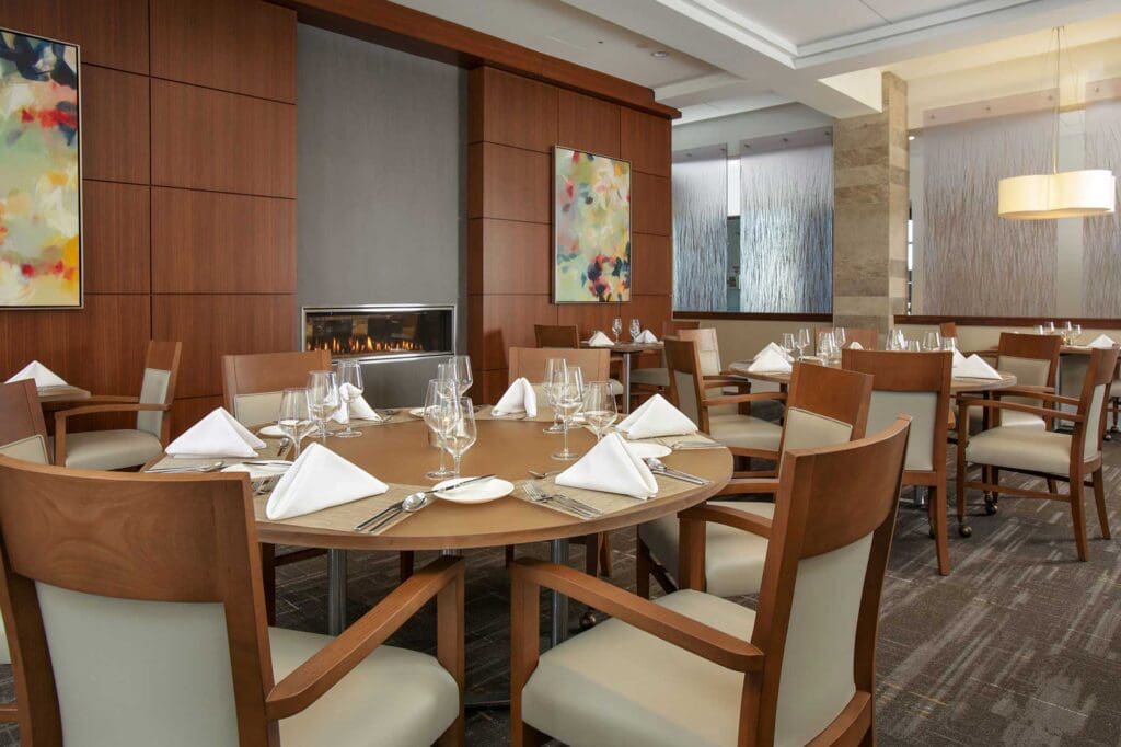 11 – Dining