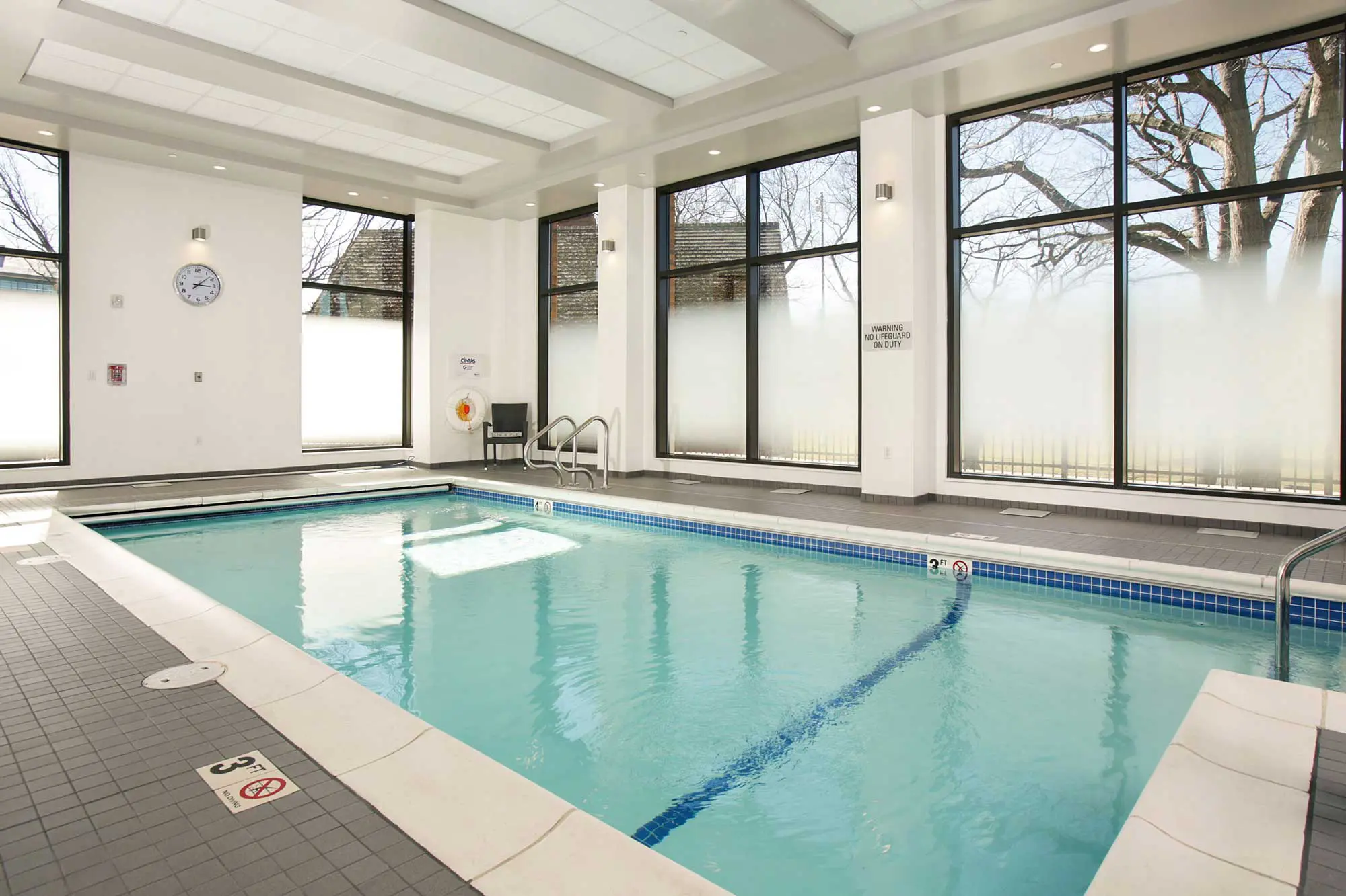 waterstone_pool_2400