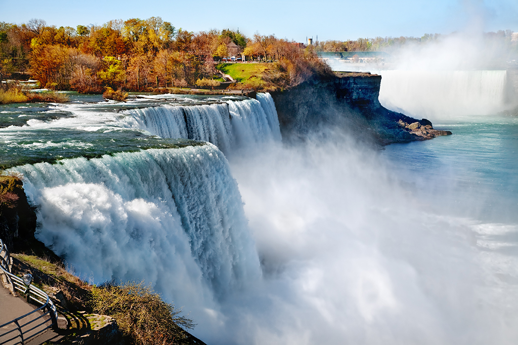 Exploring America: Niagara Falls to Wisconsin Dells